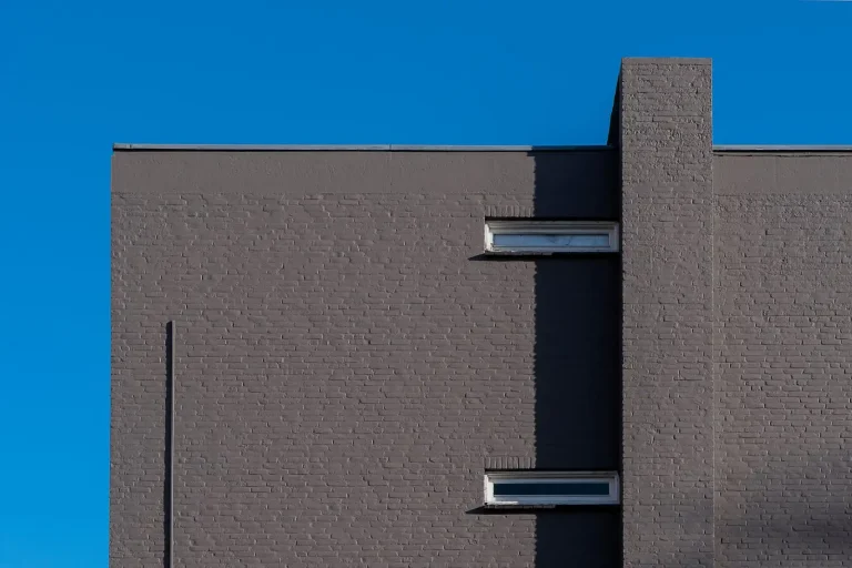 Modern commercial building with a flat membrane roof